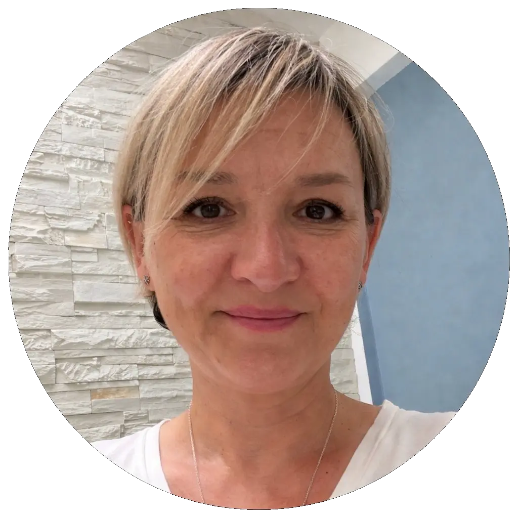 Stéphanie Albertini — Consultante administrative